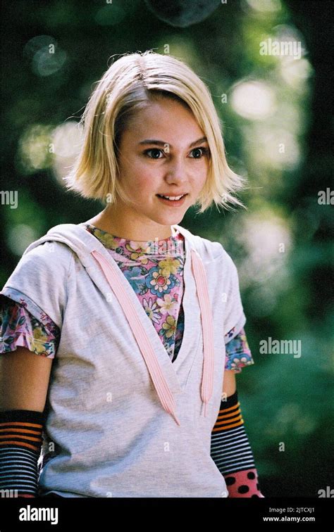 annasophia robb twerking|Bridge to Terabithia Anna Sophia Robb and Josh .